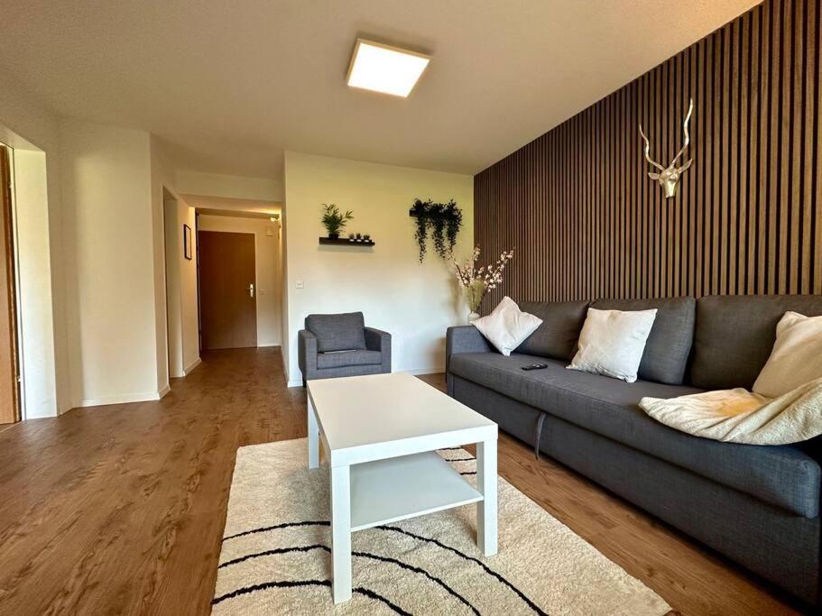 Alpine Retreat 4 Person Apartment Near Zermatt With Parking! Täsch Exterior foto